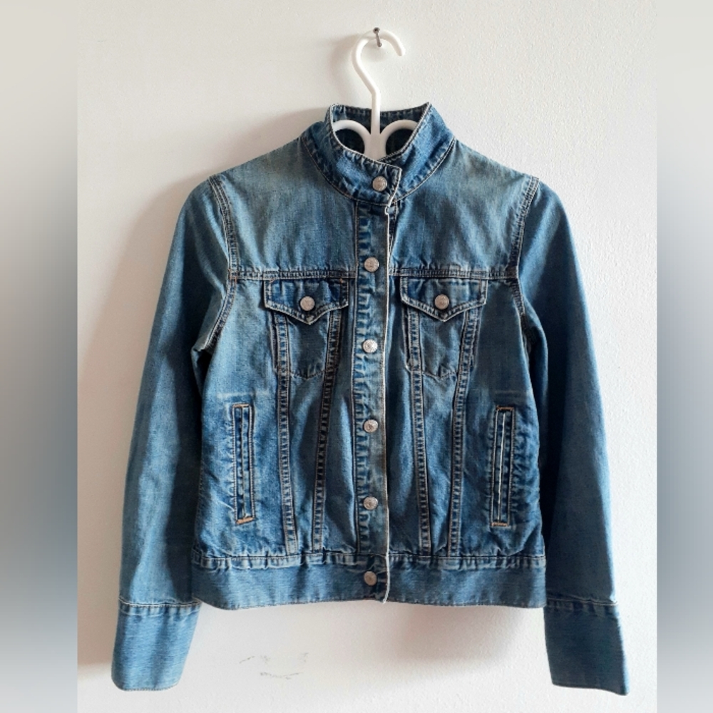 Vintage denim jacket from GAP, fits S-M